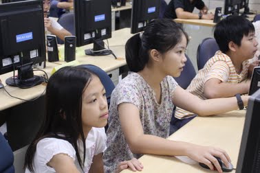 女孩子也可以學程式設計